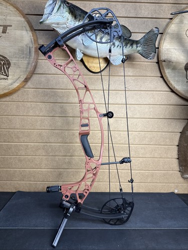 Hoyt ax3 70lb georgia - ax3, 60-70lb