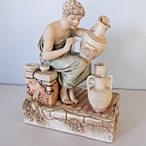 Antica statuina porcellana