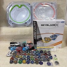 Pacchetto Takara Tomy Beyblade