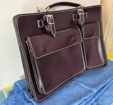 BORSA IN PELLE UFFICIO CON TRACOLLA, COLOR MELANZANA. NUOVA, SOLO APERTA !!