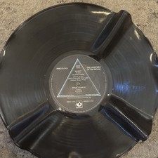PINK FLOYD THE DARK SIDE OF