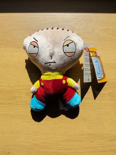 Peluche family guy - family,