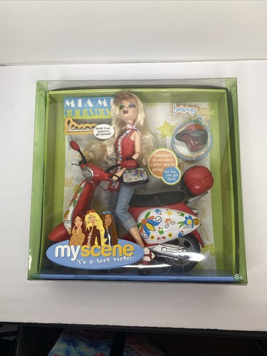 Scooter vespa mattel scene - my,