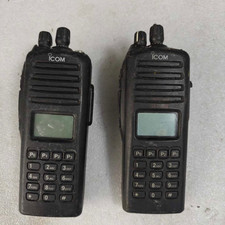 1PZ Icom ic-f70dt radio