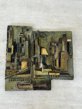 Bassorilievo in Ceramica di Faenza – Skyline Urbano – Invetratura Verde