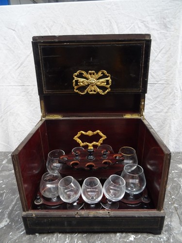Cave liqueur fine 1800 - a,