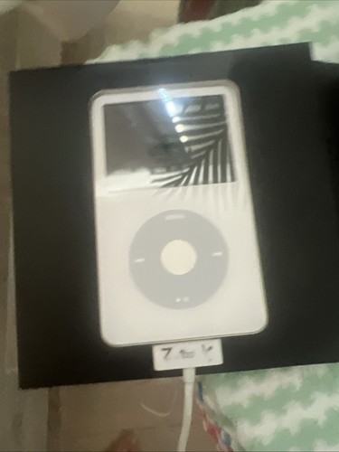 Apple ipod classic 30gb - apple,