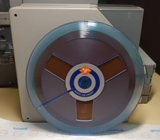 N.1 nastro magnetico AGFA  7" 18 cm  Reel to Reel  no sticky