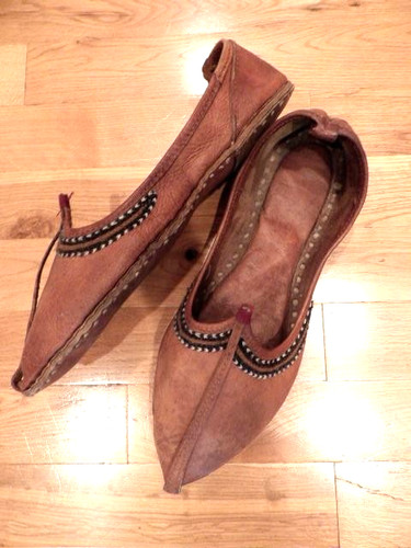 Scarpe vintage filo ricamato