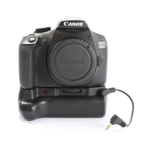 Canon eos 1300d molto - +, bene