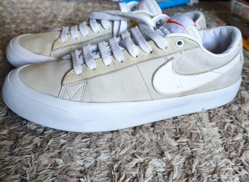 Uk8 nike zoom - uk8.5, blazer