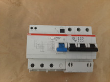 Salvavita magnetotermico ABB