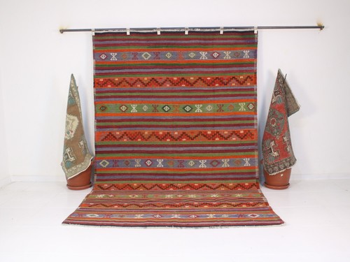 Vintage hand knotted area rug - vintage,