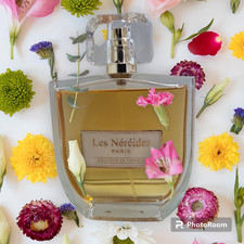 LES NEREIDES DOUCHER DE