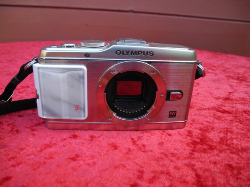 Olympus pen body - e-p3,