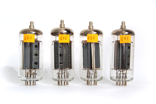 Tetrodo uscita quad - di, 6p45s