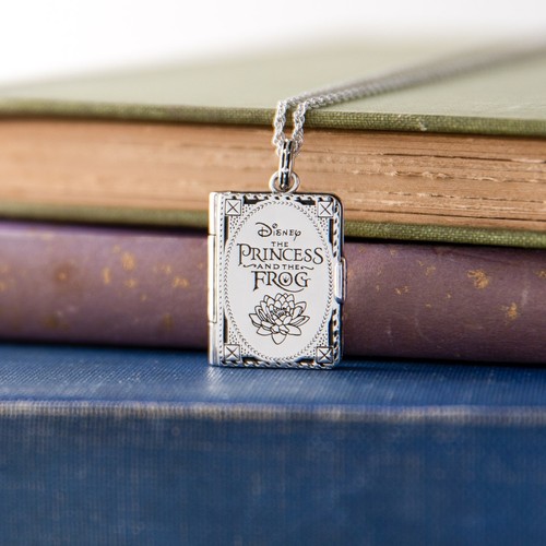 Collana con ciondolo libro - , di