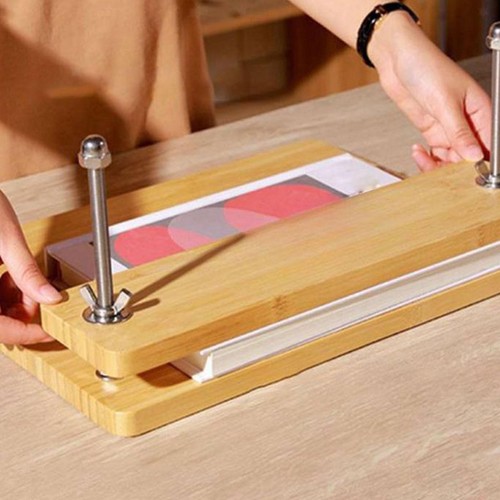 Pressa per libri - , legno
