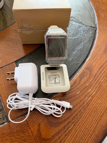 Samsung galaxy gear v700 - samsung,