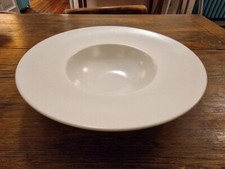 Ipec 10 White Ceramic & Cream