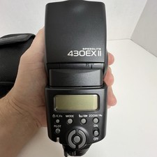 Canon Speedlite 430EX II for