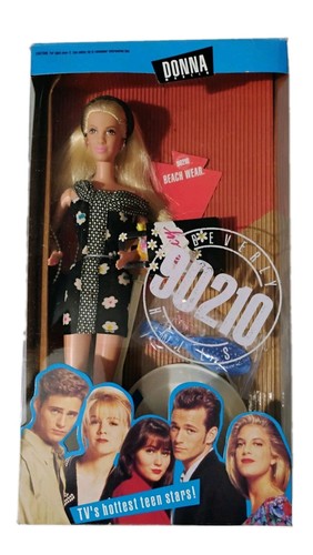 Bambola donna martin - martin, mattel