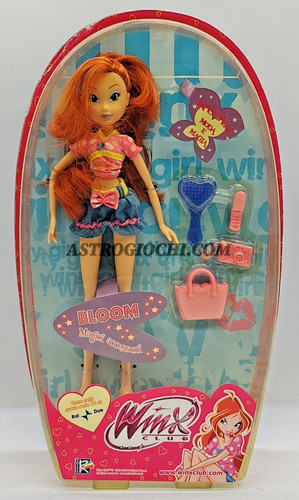 Winx club doll - winx, bloom