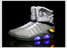Scarpe Uomo Ispirate a Ritorno