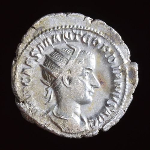 Gordiano iii antoniniano - ar,