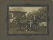Uomo IN Great Cavallo Carrozza