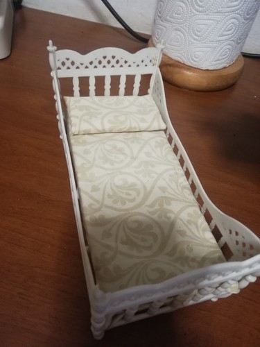 Mini letto marchio plastica - letto, cs