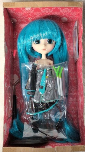 Pullip hatsune miku 034 - hatsune,
