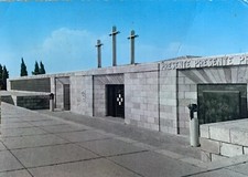 Cartolina Sacrario di Redipuglia Gorizia Cappella Votiva le Tre Croci viaggiata