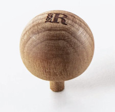 trottola in legno disegnata da