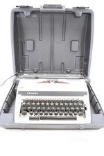 Macchina da scrivere Bianca