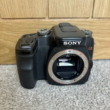 Fotocamera reflex digitale Sony Alpha A100 solo corpo difettoso - otturatore lento?