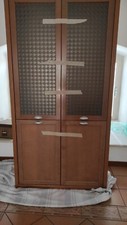credenza in ciliegio con vetrina 