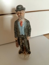 Statuina Porcellana Biscuit