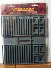 Basette modulari. Confezione Danneggiata. Warhammer Fantasy. Games Workshop