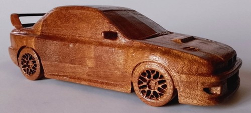 Modellino auto legno - in,