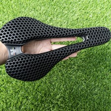 Sella bici carbonio stampata