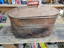 Antico coperchio in rame per