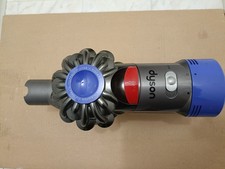 Aspirapolvere Dyson V8 ---