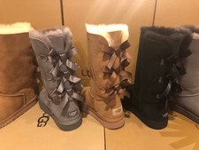 Nuovo UGG Bailey fiocco alto