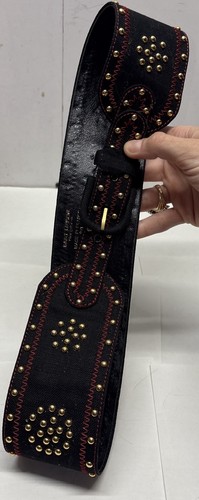 Cintura vintage con borchie