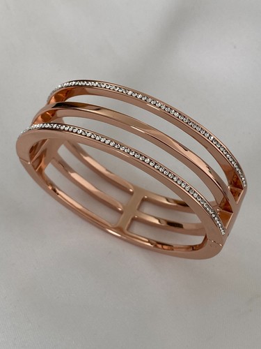 Bracciale con cerniera