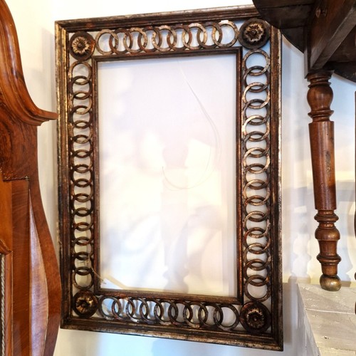 Cornice rettangolare traforata