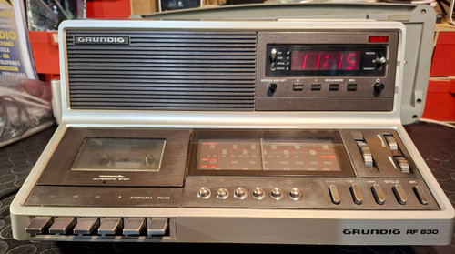 Radiosveglia grundig rf830 - grundig,