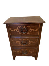 Mobiletto piemontese in legno di noce intasiato con ribaltina epoca XX secolo