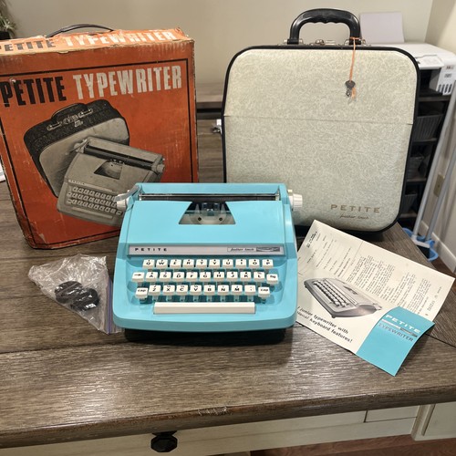 Macchina scrivere portatile - scrivere,
